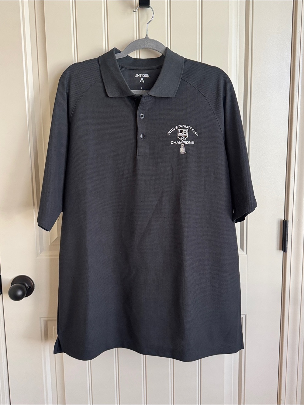 NWOT! Antigua LA Kings 2012 Stanley Cup Championship Black Polo